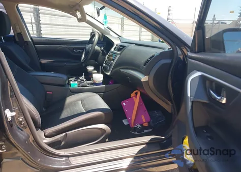 2016 Nissan Altima 2.5 S from USA, damaged, VIN 1N4AL3AP4GC203609